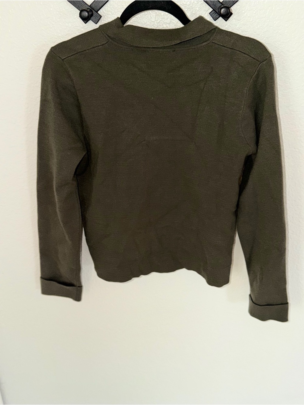Tahari Olive Green Button Front Knit Jacket Cardigan NWT Size Medium - Picture 4 of 4